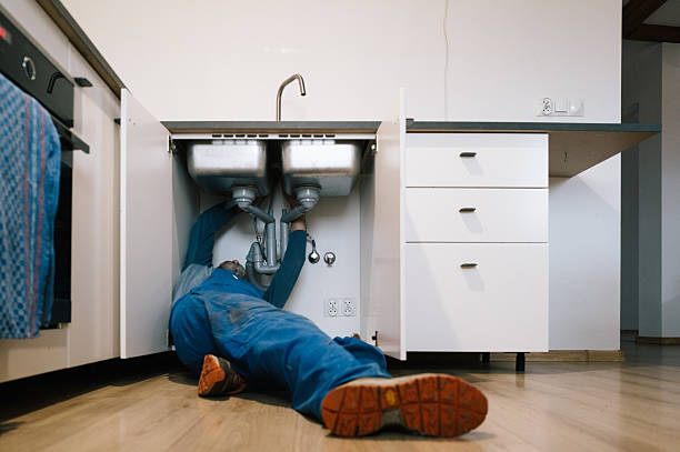 Professional Leak Detection technician working in Mineral Point, WI